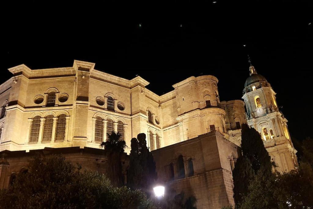 Apartmán Cms Pena Historical Building Màlaga Exteriér fotografie
